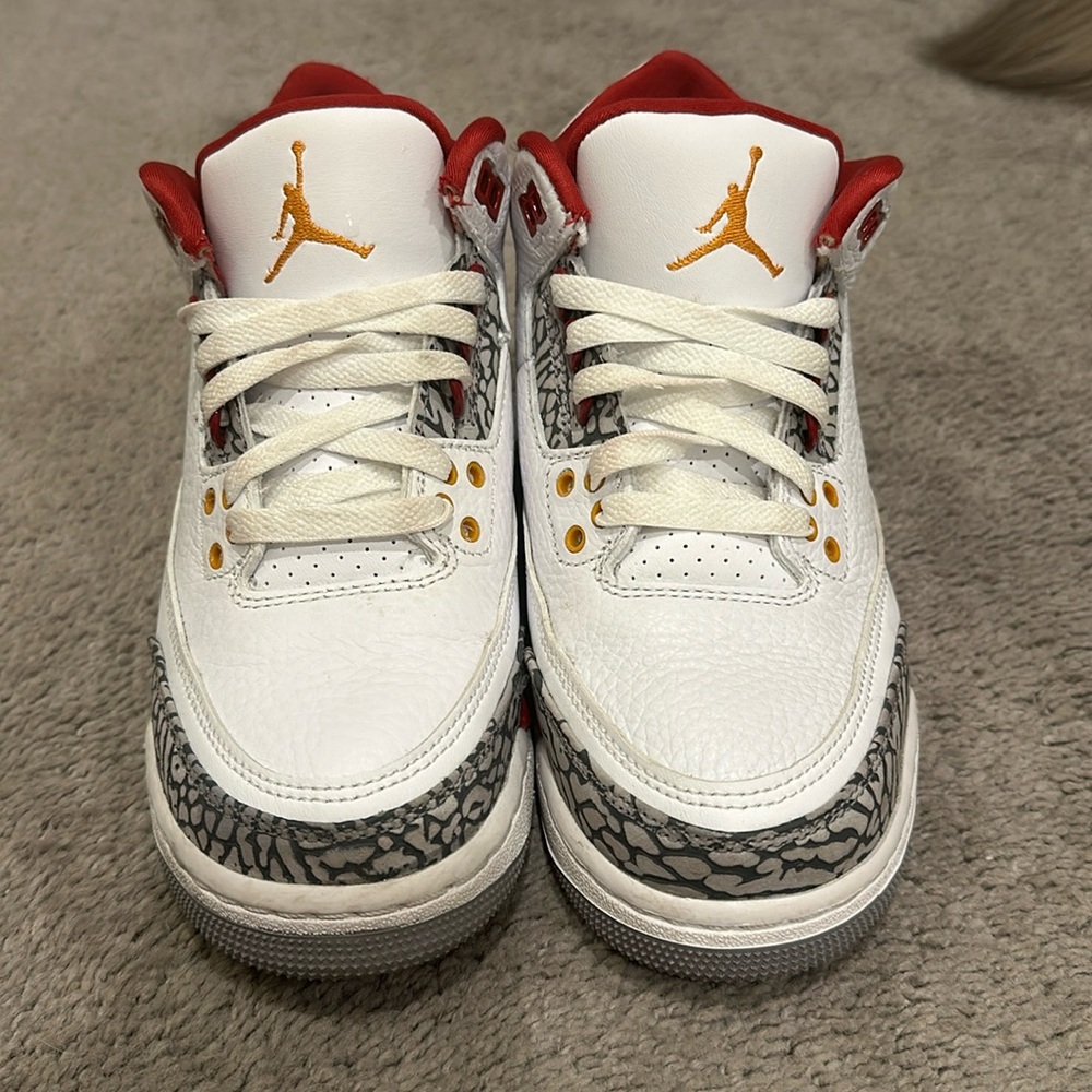 Jordan 3 Cardinal Red, Size 4.5Y